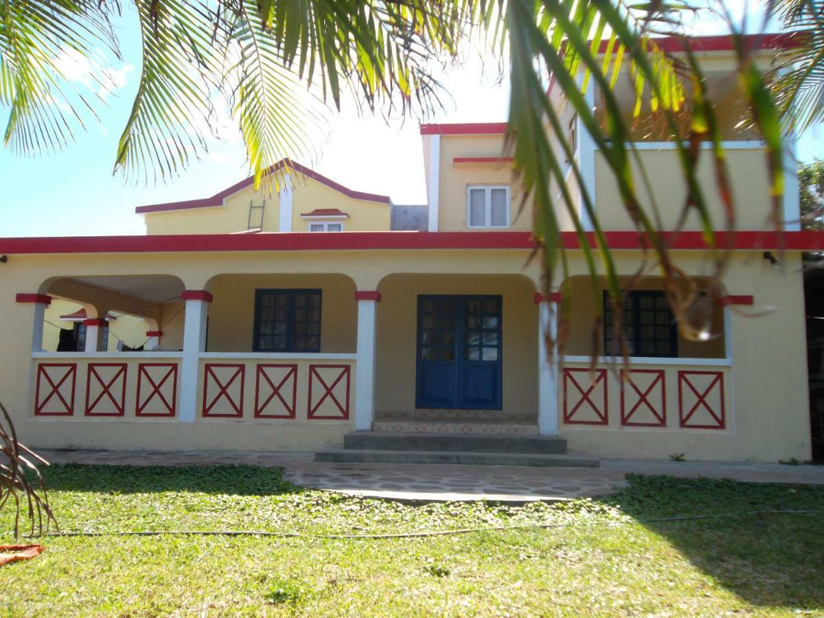 Le Tropical Chez Jeannette Bed & Breakfast Saint Gabriel Exterior foto