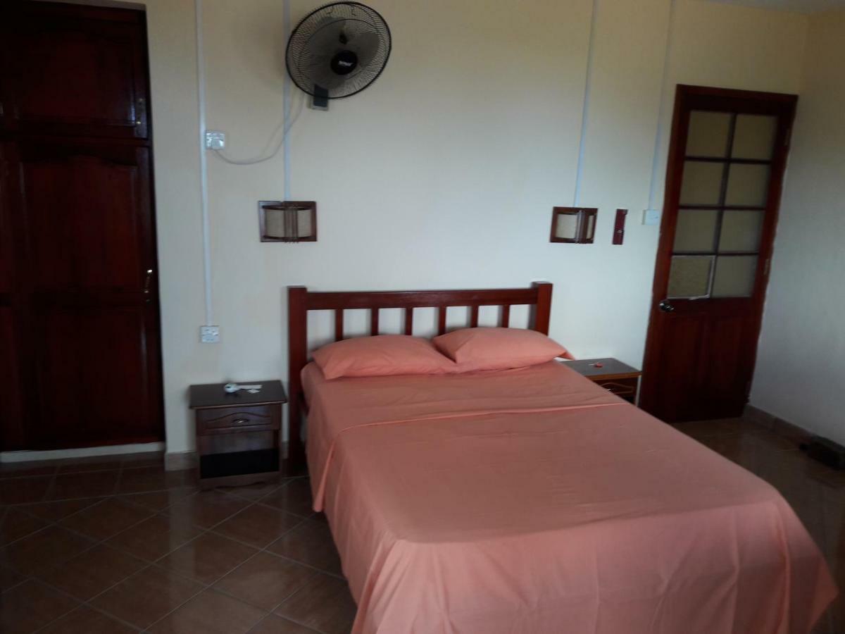 Le Tropical Chez Jeannette Bed & Breakfast Saint Gabriel Exterior foto